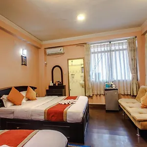  ホームステイ Nepalaya